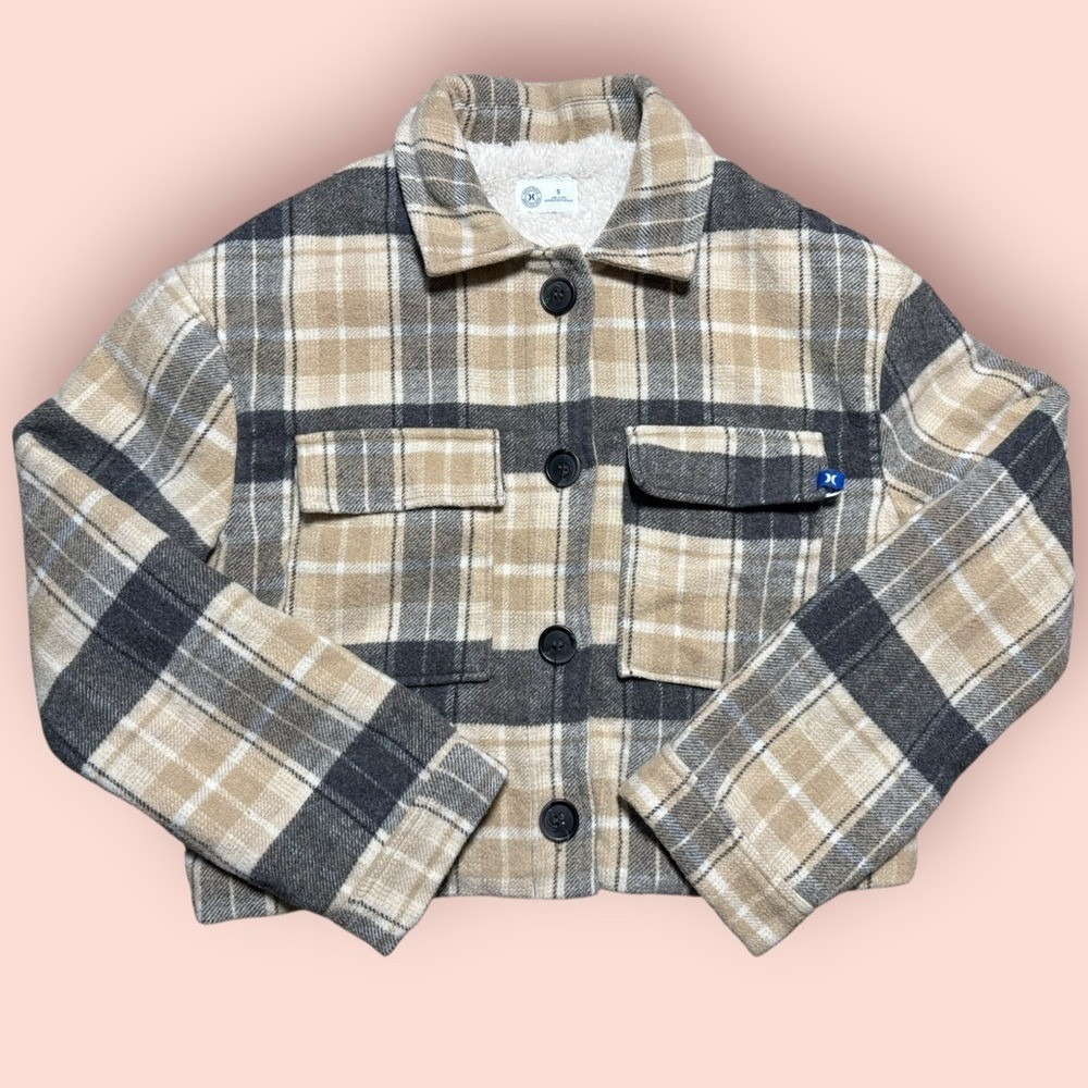 Hurley Sherpa Lined Plaid Shacket Womens Small Beige Tan‎ Gray Button Front